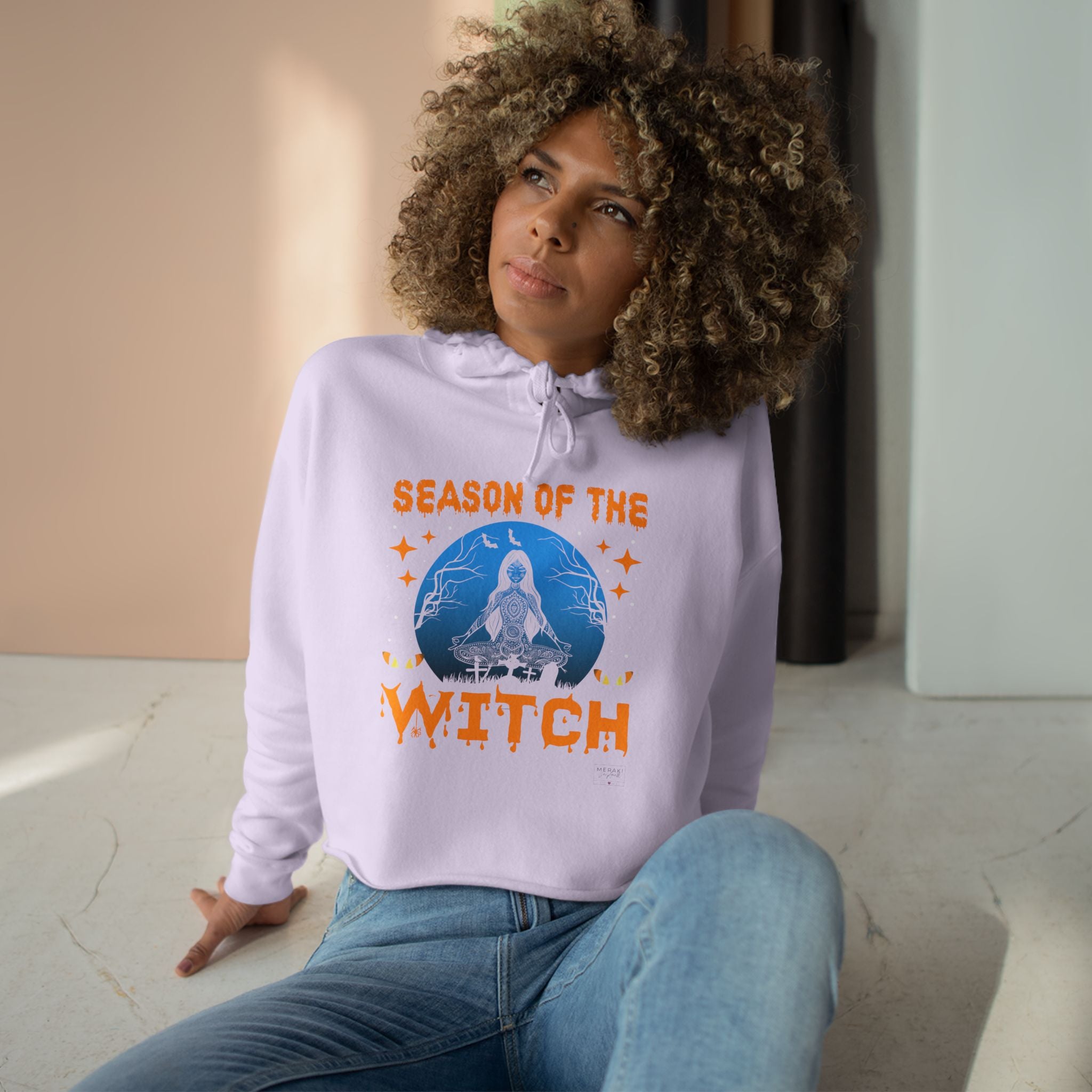 Sudadera corta con capucha de la temporada de las brujas